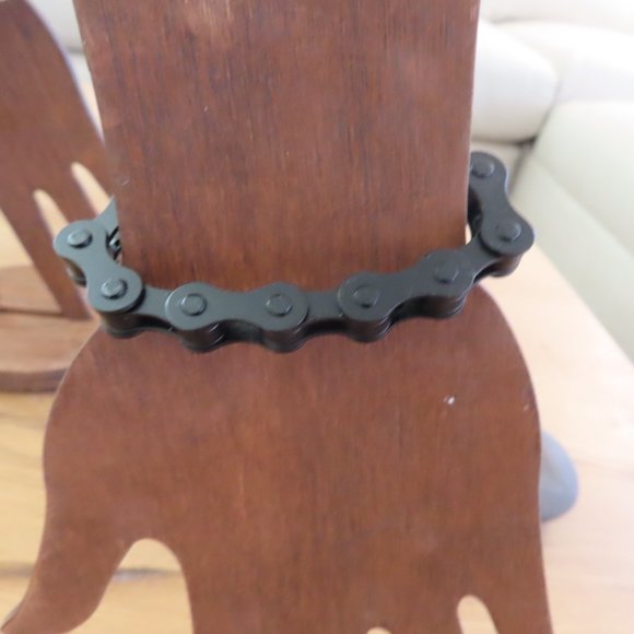 Black Bike Chain Bracelet Handmade Stainless Steel - Picture 3 of 8